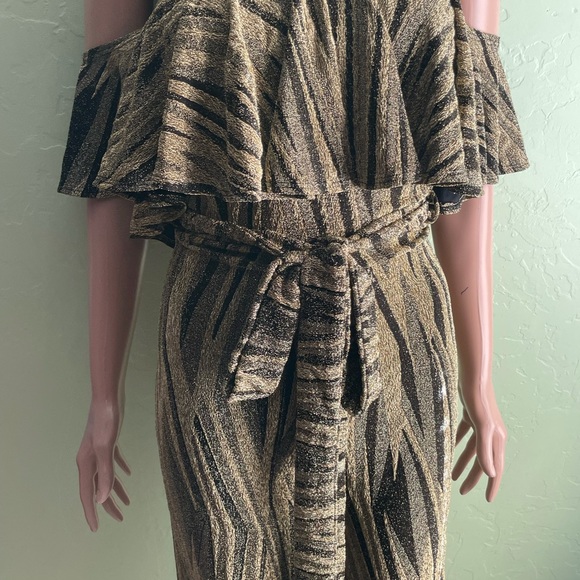 New black jumpsuit gold stretch new no tags - Picture 7 of 10